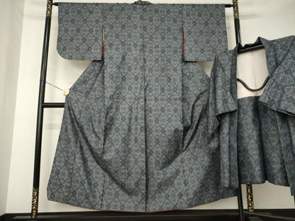 平和屋着物●アンティーク大島　本場大島紬　アンサンブル　割込み絣　亀甲花文　正絹　逸品　AABL3665ck