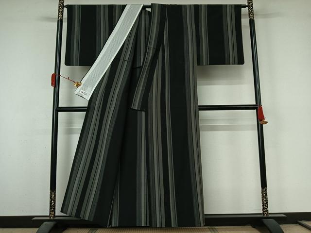 平和屋着物▽本塩沢　やまだ織　単衣　縞　黒地　やまと誂製　証紙付き　正絹　逸品　AABL3745jh