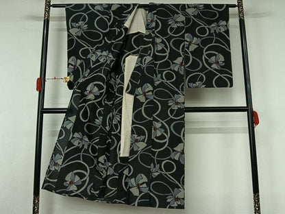 平和屋着物▽上質な紬　単衣　舞花文　黒地　正絹　逸品　AABL3773jh