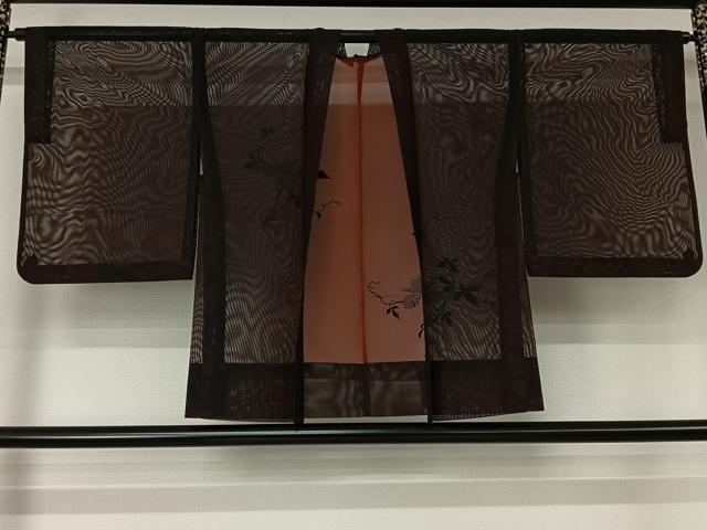 平和屋着物▽羽織　スリーシーズン　春夏秋　塵除け　草花文　黒地　正絹　逸品　AABL3808jh