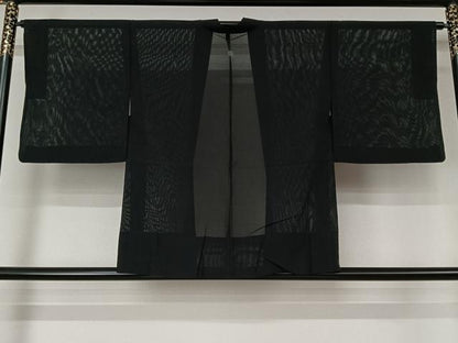 平和屋着物▽羽織　スリーシーズン　春夏秋　塵除け　黒地　正絹　逸品　AABL3815jh