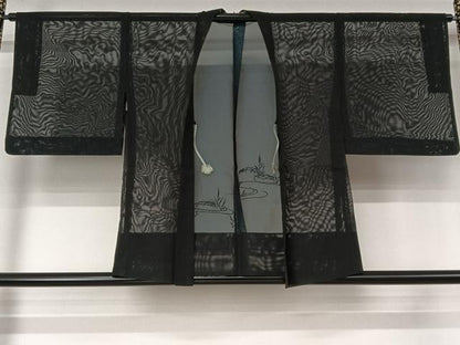 平和屋着物▽羽織　スリーシーズン　春夏秋　塵除け　紗　流水草葉文　黒地　正絹　逸品　AABL3823jh