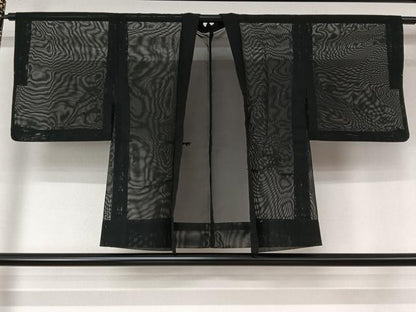 平和屋着物▽羽織　スリーシーズン　春夏秋　塵除け　紗　笹の葉文　黒地　正絹　逸品　AABL3831jh