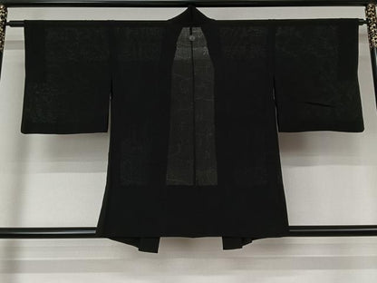 平和屋着物▽羽織　スリーシーズン　春夏秋　塵除け　絽縮緬　草花文　黒地　正絹　逸品　AABL3842jh