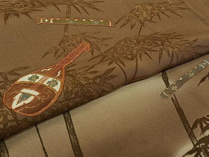 平和屋着物▽訪問着　単衣　駒刺繍　笹竹楽器文　暈し染め　金彩　正絹　逸品　AABL3855jh