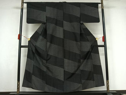平和屋着物▽上質な紬　単衣　十字絣　黒地　正絹　逸品　AABL3967jh