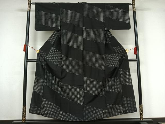 平和屋着物▽上質な紬　単衣　十字絣　黒地　正絹　逸品　AABL3967jh