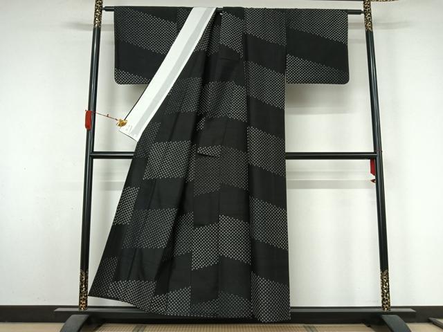平和屋着物▽上質な紬　単衣　十字絣　黒地　正絹　逸品　AABL3967jh