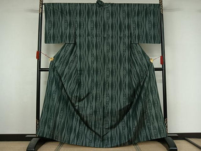 平和屋着物▽本場大島紬　単衣　9マルキ　立涌花文　正絹　逸品　AABL3978jh