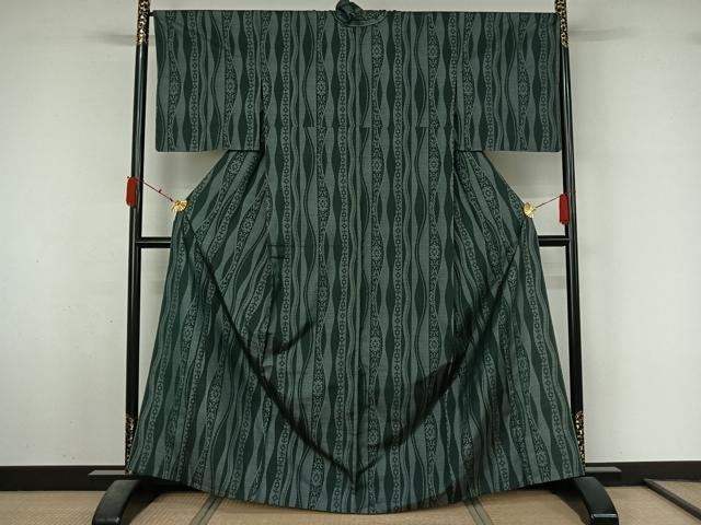 平和屋着物▽本場大島紬　単衣　9マルキ　立涌花文　正絹　逸品　AABL3978jh