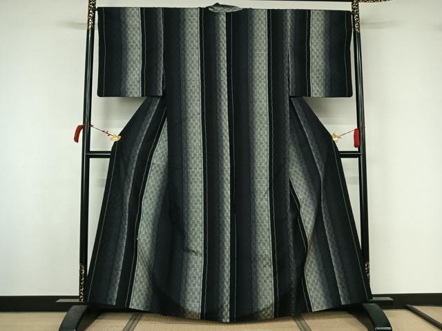 平和屋着物▽上質な紬　単衣　間道　黒地　正絹　逸品　AABL4019jh