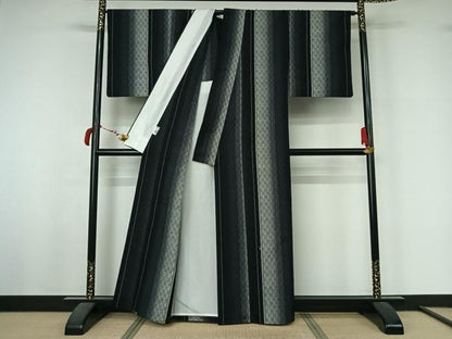 平和屋着物▽上質な紬　単衣　間道　黒地　正絹　逸品　AABL4019jh