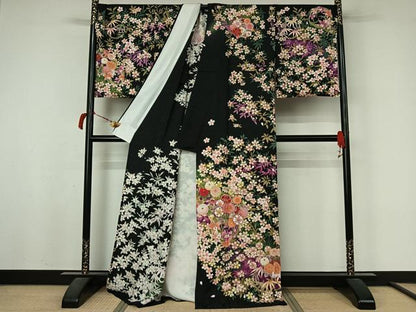 平和屋着物▽訪問着　単衣　駒刺繍　草花文　黒地　金銀彩　銀通し地　正絹　逸品　AABL4027jh