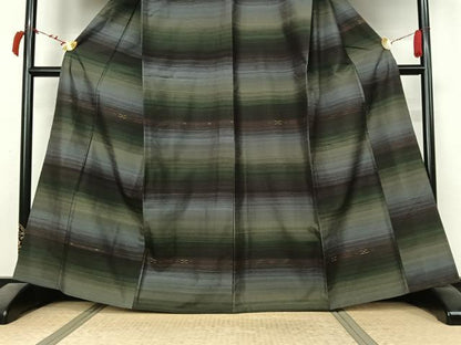 平和屋着物▽上質な紬 　単衣　横段文 　正絹　逸品　未使用　AABL4037jh