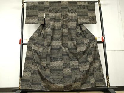 平和屋着物●本場大島紬　9マルキ　吉祥花文　正絹　逸品　AABL4062cs