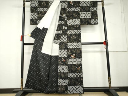平和屋着物●訪問着　絞り　刺繍　横段吉祥花文　黒地　金糸　金彩　正絹　逸品　AABL4069cs