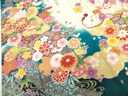 平和屋着物●豪華振袖　駒刺繍　蔓帯吉祥花文　暈し染め　金彩　銀通し地　正絹　逸品　AABL4089cs