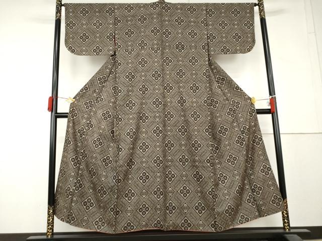 平和屋着物●本場大島紬　龍郷絣　花菱文　正絹　逸品　AABL4126cs