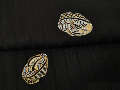 平和屋着物●上質な小紋　ぽっくり下駄　黒地　金彩　正絹　逸品　AABL4172cs
