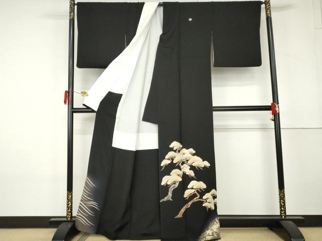 平和屋着物●豪華黒留袖　駒刺繍　枝松文　金彩　正絹　逸品　AABL4189cs