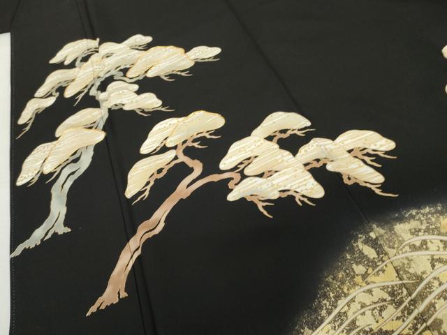 平和屋着物●豪華黒留袖　駒刺繍　枝松文　金彩　正絹　逸品　AABL4189cs