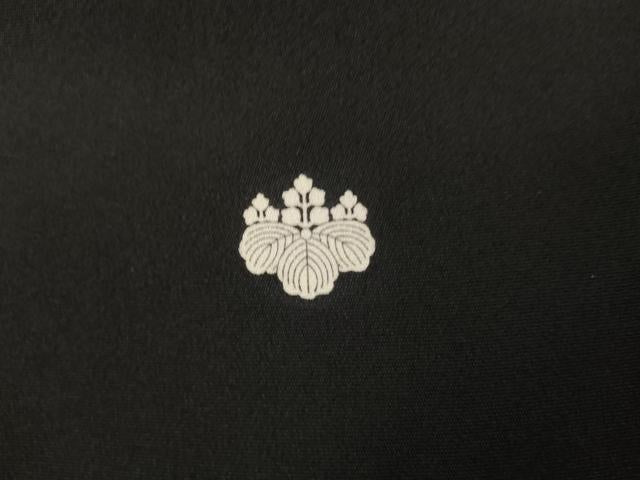 平和屋着物●豪華黒留袖　駒刺繍　枝松文　金彩　正絹　逸品　AABL4189cs