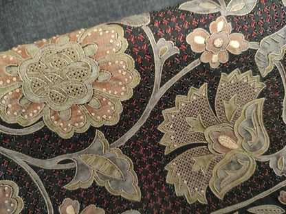 平和屋着物●中国三大刺繍　汕頭刺繍　スワトウ刺繍　相良刺繍　総刺繍　本場大島紬　染大島　訪問着　更紗花唐草文　正絹 逸品 AABL4215cs