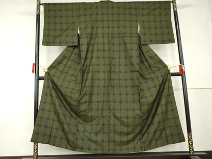 平和屋着物▼本場大島紬　割込み絣　変わり格子　正絹　逸品　AABL4224cs