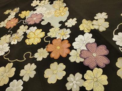 平和屋着物■豪華黒留袖　手描き　絞り　刺繍　雪輪花文　金銀糸　金銀彩　正絹　逸品　AABL4270sx