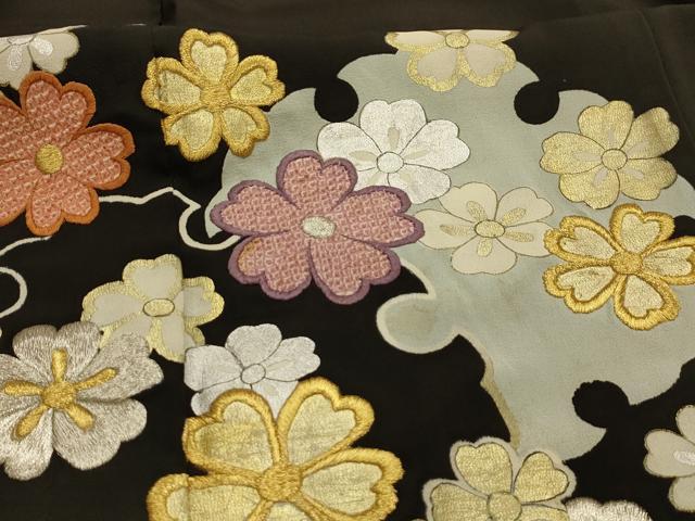 平和屋着物■豪華黒留袖　手描き　絞り　刺繍　雪輪花文　金銀糸　金銀彩　正絹　逸品　AABL4270sx