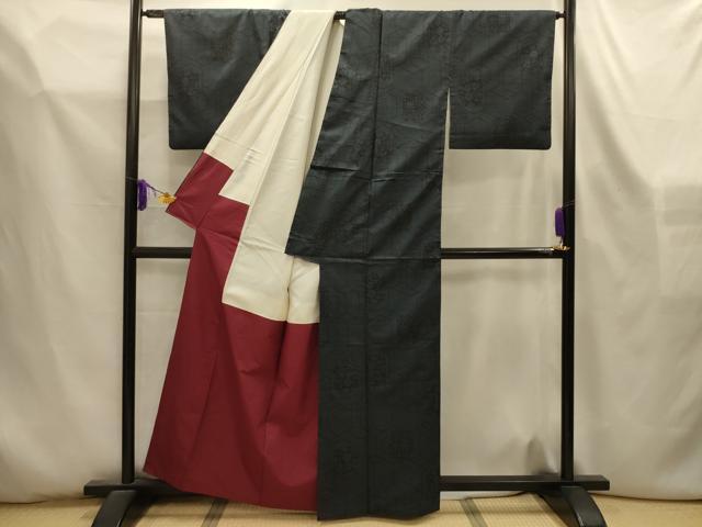 平和屋着物■本場大島紬　7マルキ　亀甲花文　正絹　逸品　AABL4398sx
