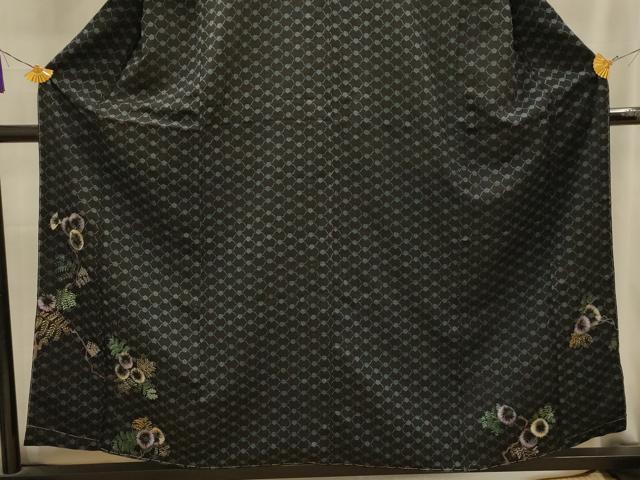 平和屋着物■豪華色留袖　刺繍　草花文　黒地　金糸　正絹　逸品　AABL4425sx