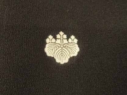 平和屋着物■豪華黒留袖　松竹梅　鬘帯扇面孔雀花文　金彩　さが美扱い　正絹　逸品　AABL4583sx