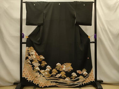 平和屋着物■豪華黒留袖　作家物　駒刺繍　束ね熨斗扇面花文　金彩　正絹　逸品　AABL4675sx