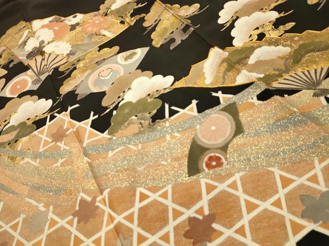 平和屋着物■豪華黒留袖　作家物　駒刺繍　束ね熨斗扇面花文　金彩　正絹　逸品　AABL4675sx