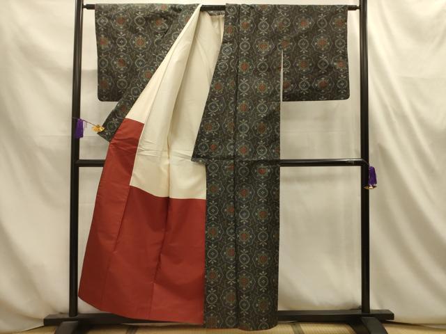 平和屋着物■本場村山大島紬　正倉院花文　黒地　正絹　逸品　AABL4677sx