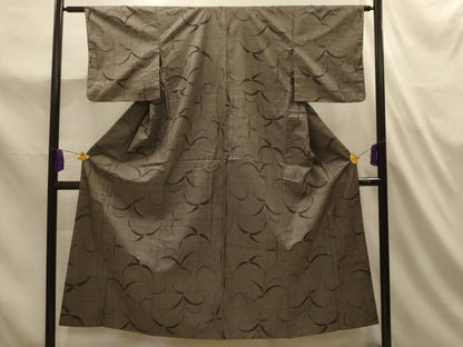 平和屋着物■本場大島紬　9マルキ　草葉文　正絹　逸品　AABL4763sx
