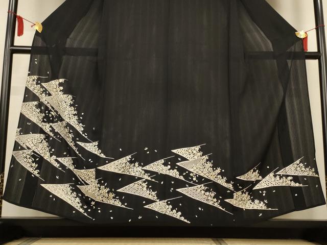 平和屋着物＊夏物　訪問着　縦絽　総刺繍　舞花文　黒地　金糸　正絹　逸品　AABL5184jd