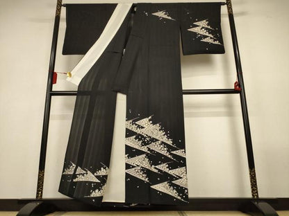 平和屋着物＊夏物　訪問着　縦絽　総刺繍　舞花文　黒地　金糸　正絹　逸品　AABL5184jd