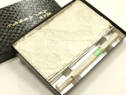 平和屋着物●和装小物　帯締め・帯揚げセット　礼装用　平組　柄絞り　流水花文　菊　金糸　金彩　正絹　逸品　未使用　AABL5308ay