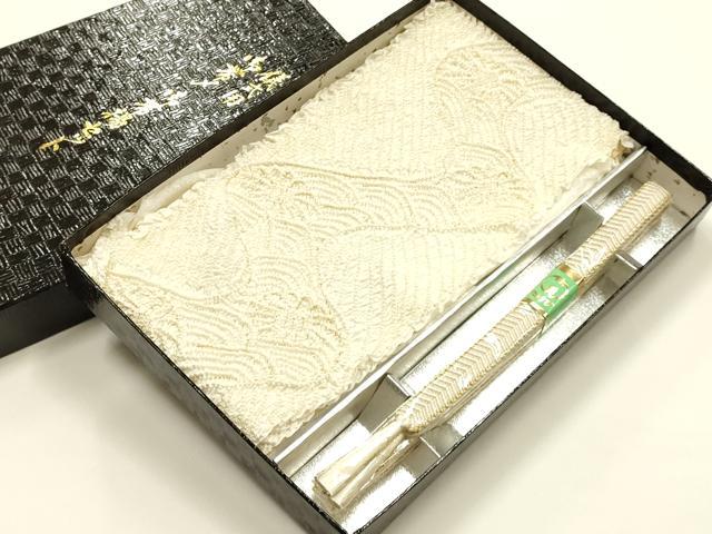 平和屋着物●和装小物　帯締め・帯揚げセット　礼装用　平組　柄絞り　流水花文　菊　金糸　金彩　正絹　逸品　未使用　AABL5308ay