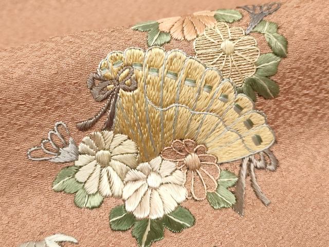 平和屋着物▼中国三大刺繍　蘇州刺繍　和装小物　半衿2点　総刺繍　片輪車花文　檜扇花文　金糸　正絹　逸品　未使用　AABL5355ay