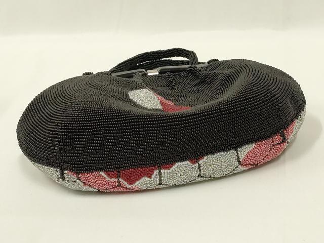 平和屋着物●和装小物　和装バッグ　ハンドバッグ　ビーズバッグ　亀甲繋ぎ　霞文　みよしや扱い　逸品　AABL5381ay