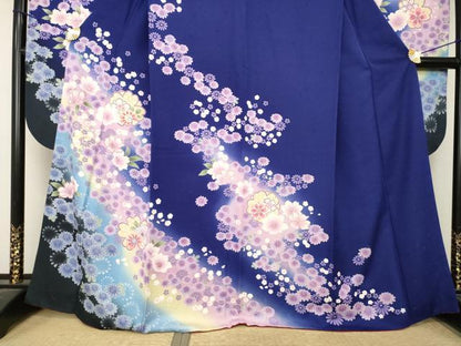 平和屋着物●豪華振袖　駒刺繍　流水花文　暈し染め　正絹　逸品　AABL5542ck