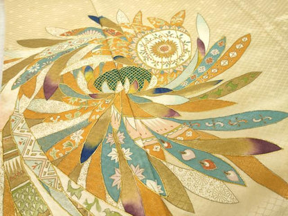 平和屋着物●豪華色留袖　駒刺繍　舞花文　金彩　正絹　逸品　AABL5556ck