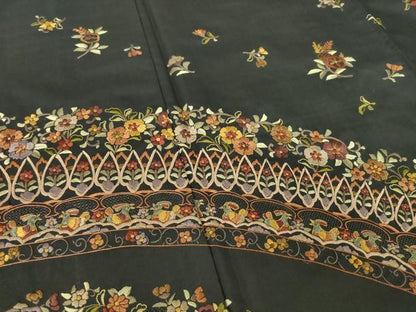 平和屋着物●本場縞大島紬　訪問着　総刺繍　草花文　黒地　ロング丈　正絹　逸品　AABL5567ck