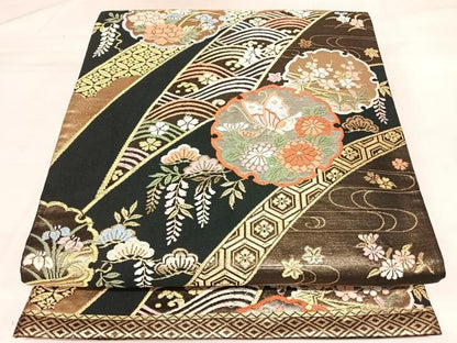 平和屋着物◎六通柄袋帯　唐織　雪輪花蝶文　黒地　金銀糸　正絹　逸品　AABL5707yx