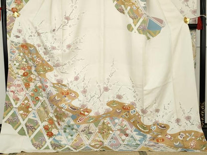 平和屋着物●豪華振袖　駒刺繍　格子花宝尽くし　金彩　ロング丈　正絹　逸品　AABL6423cs