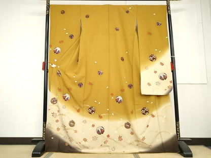 平和屋着物●豪華振袖　刺繍　雪芝に花毬　暈し染め　金糸　金彩　ロング丈　正絹　逸品　AABL6444cs