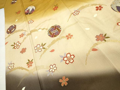 平和屋着物●豪華振袖　刺繍　雪芝に花毬　暈し染め　金糸　金彩　ロング丈　正絹　逸品　AABL6444cs